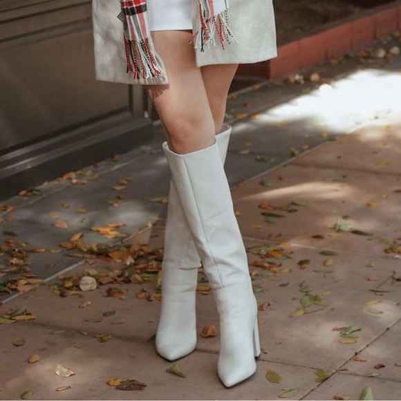 Woman’s below knee faux leather HEEL OFF-WHITE BOOTS - Picture 2 of 6